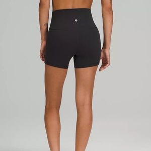 Lululemon Align 4” Shorts (LIKE NEW)